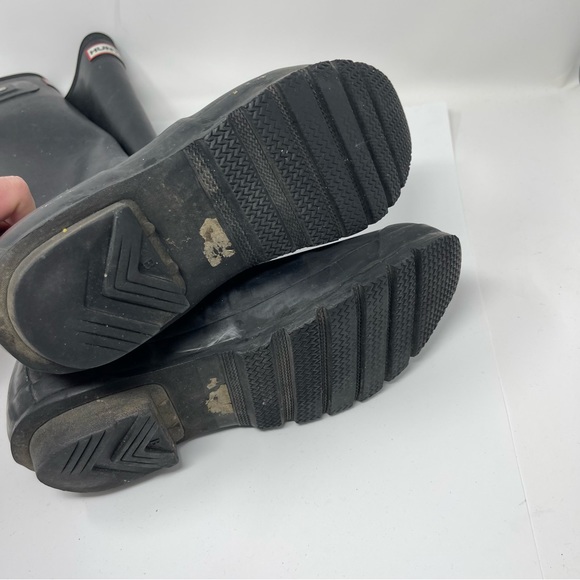 Hunter black tall rain boots sz 8 - Picture 4 of 5